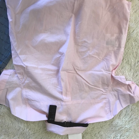 2-Boys short sleeved button down shirts 3-4T - Picture 5 of 8